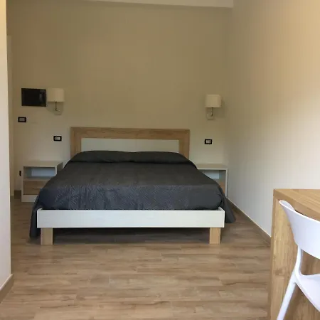 Le Cinque Cime Oda ve Kahvaltı Viggianello