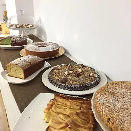 לינה וארוחת בוקר Le Cinque Cime 3*